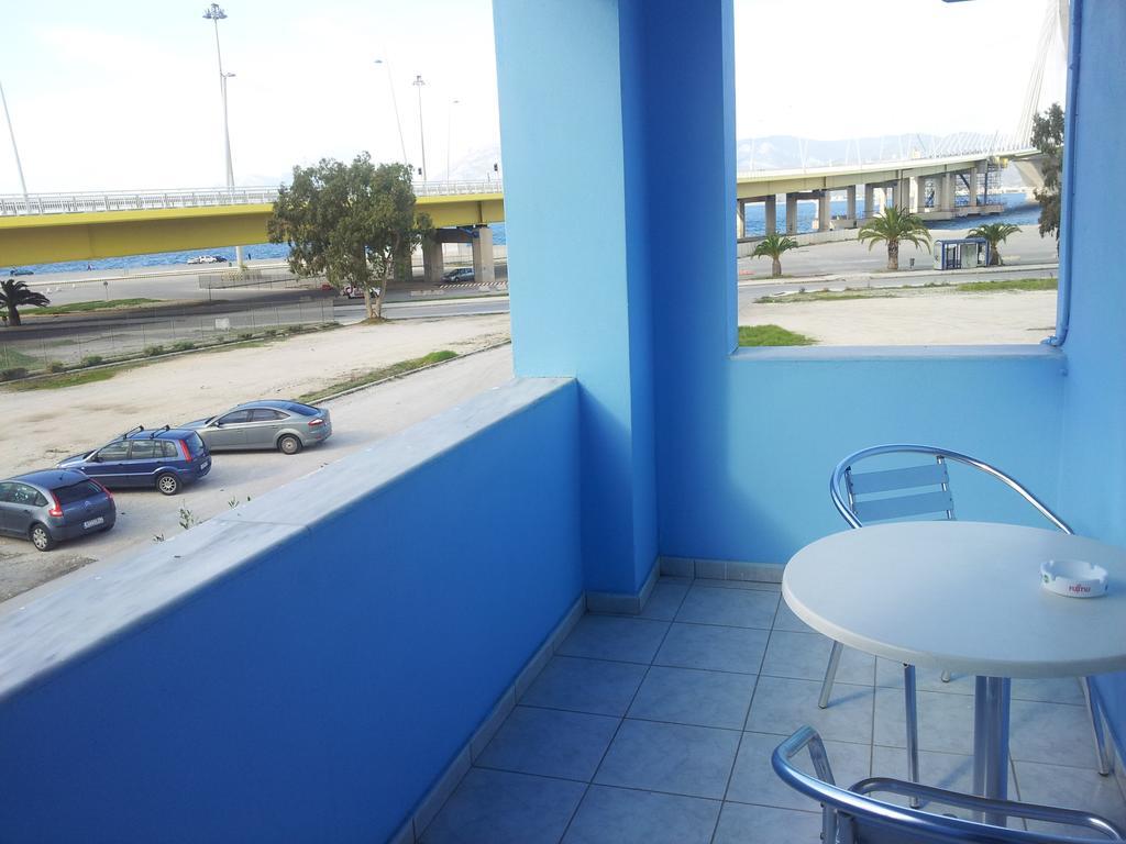 Hotel Apollon Rio Esterno foto